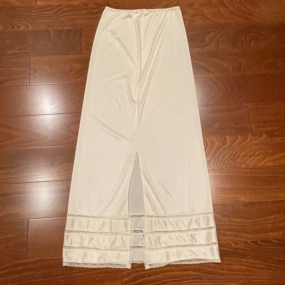 Vintage Cream Nylon Slip Skirt, Size Small